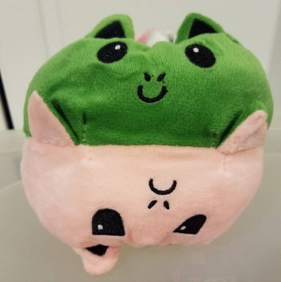 Squishmallow - Picture 1 of 3